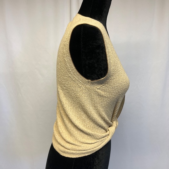 Jacquemus Cream Sleeveless Crop Tank Top - Picture 2 of 4